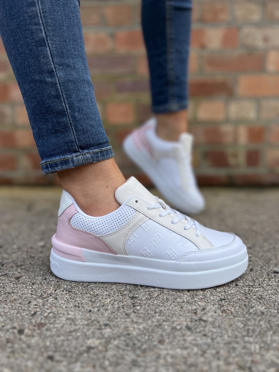 Ladies Tommy Hilfiger | Embossed Court Sneaker